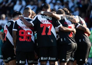 Com novidades e ausências, confira a provável escalação do Vasco contra o Fortaleza