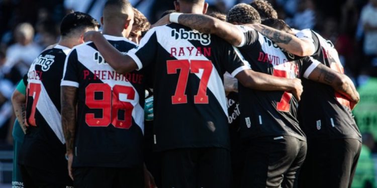 Com novidades e ausências, confira a provável escalação do Vasco contra o Fortaleza