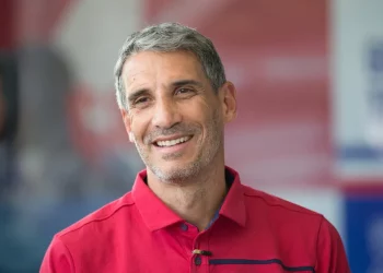 Lei do ex poderá ser problema para o Vasco diante do Fortaleza