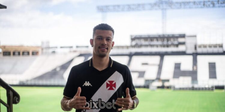 João Victor, do Vasco, será avaliado para saber se enfrentará Fluminense
