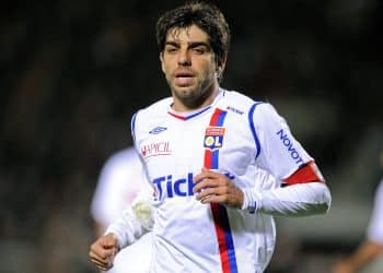 Quais são os melhores cobradores de falta do século?