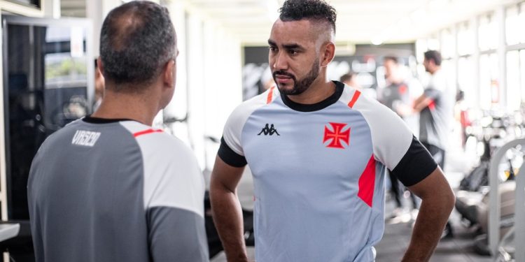 Vasco: Qual é a chance de Payet enfrentar o Fluminense? Confira