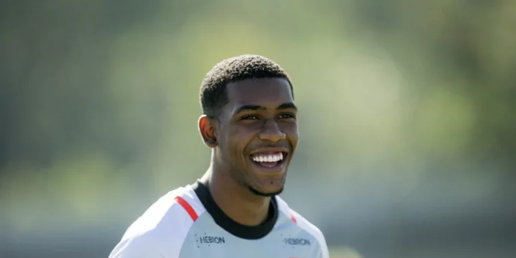 Jogador chega para reforçar o Vasco após grande tempo atuando pela Seleção Brasileira