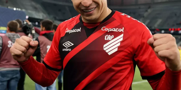 "Vai ter que se adaptar…" Ramón Díaz fala sobre Hugo Moura pela primeira vez