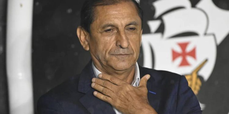 Vasco recebe negativa e pode ficar sem reforço importante