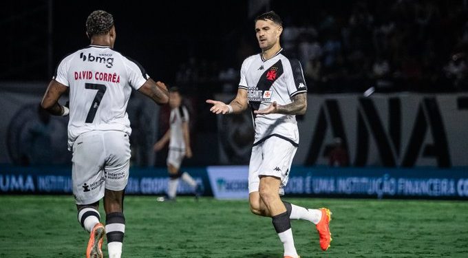 Vegetti se torna 9° maior artilheiro estrangeiro da história do Vasco