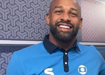 Ex-Vasco largou o futebol e virou comentarista