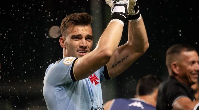 Léo Jardim, do Vasco, entra na mira de gigante europeu