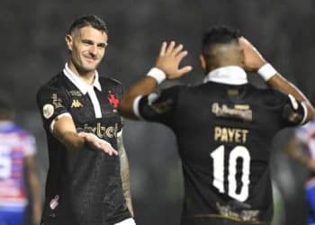 Time titular do Vasco tem a 12ª maior média de idade do Brasileirão