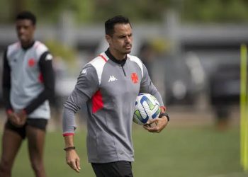 Diego Pereira vai continuar no Vasco? Entenda