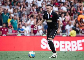 Hugo Moura se envolve em polêmica e pode ganhar “gelo” no Vasco