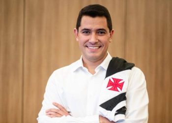 Mercado da Bola: Diretor de futebol do Vasco manda mensagem e anima torcida vascaína