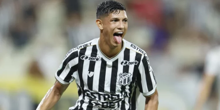 Vasco está interessado no atacante Erick Pulga