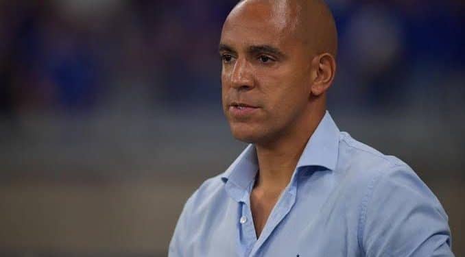 Técnico que fracassou no Cruzeiro entra no radar do Vasco