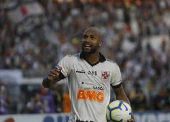 Fellipe Bastos, ex-Vasco, anuncia aposentadoria do futebol