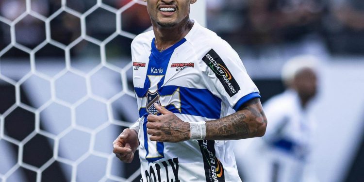 Neílton diz que Medel, do Vasco, lhe menosprezou em partida da Copa do Brasil