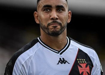 Payet vai precisar se adequar a realidade do Vasco para ficar em 2025