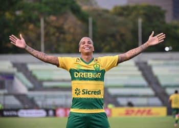 Alvo do Vasco, Deyverson tem mais um episódio no Cuiabá