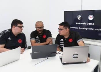 Profissional contestado pela torcida do Vasco participa de evento e deve ficar no clube