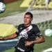 Ex-Vasco se destaca na Ásia e concorre prêmio de gol mais bonito