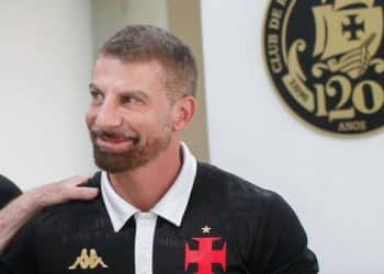 Vasco ficou perto de fechar contrato milionário com a Puma