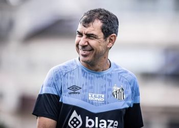 Vasco tem interesse em jogador do Santos