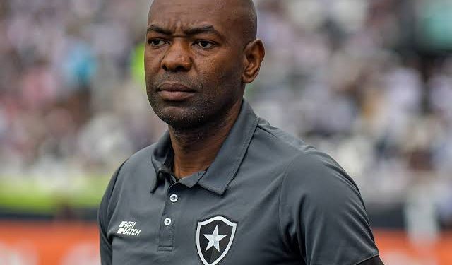 Cláudio Caçapa no Vasco? Empresário abre o jogo sobre especulação