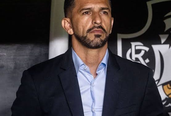 Emiliano Díaz vai voltar ao Vasco? Técnico abre o jogo