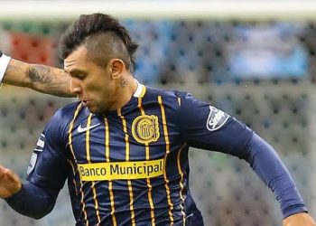 Volante com passagens por Sevilla e Grêmio é oferecido ao Vasco