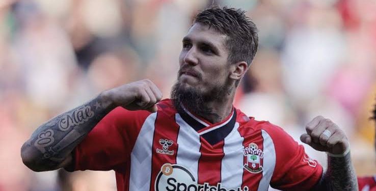 Alvo do Vasco, Lyanco pode parar em gigante brasileiro