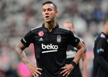 Souza fica livre para assinar com o Vasco; Clube deve anunciar mais uma cria da base em breve