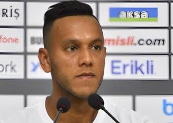 Souza lamenta derrota do Vasco: “Que o tempo nos traga melhores momentos”