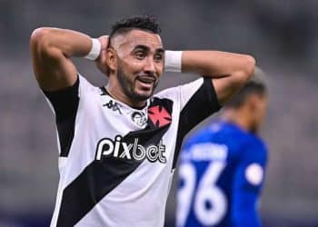 Vasco começou a dever salário e craque do time ficou chateado