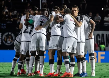 Vasco termina rodada na zona de rebaixamento e chance de queda aumenta