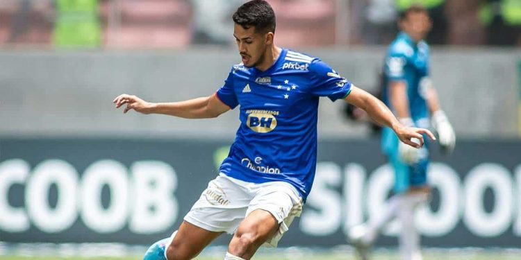 Vasco tem interesse no zagueiro Lucas Oliveira, ex-Cruzeiro