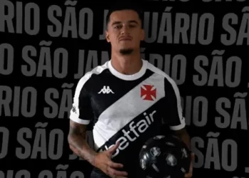 Coutinho comenta retorno ao Vasco: "O clube que eu amo"