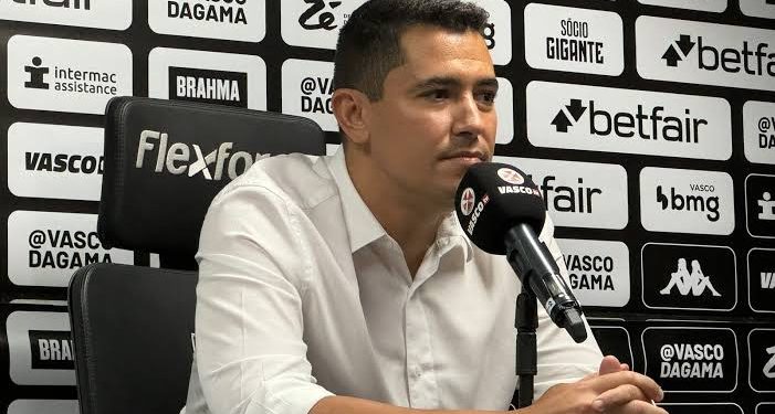 Ex-Vasco, Pedro Martins assina com rival do Cruz-maltino