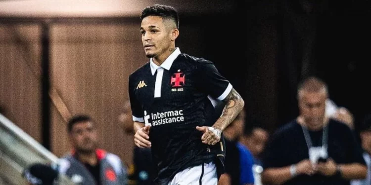 Adson pode sair do Vasco em breve; entenda