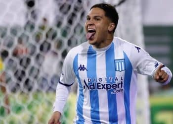 Meia ex-Porto é oferecido ao Vasco