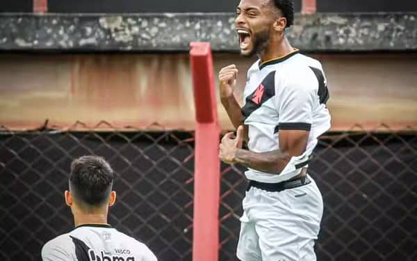 Vasco empresta atacante da base para clube europeu