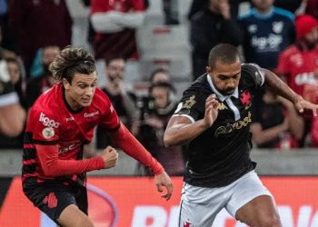 Athletico-PR pode perder titular contra o Vasco