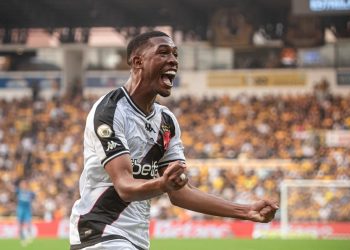 Rayan pode sair do Vasco? Pedrinho abre o jogo