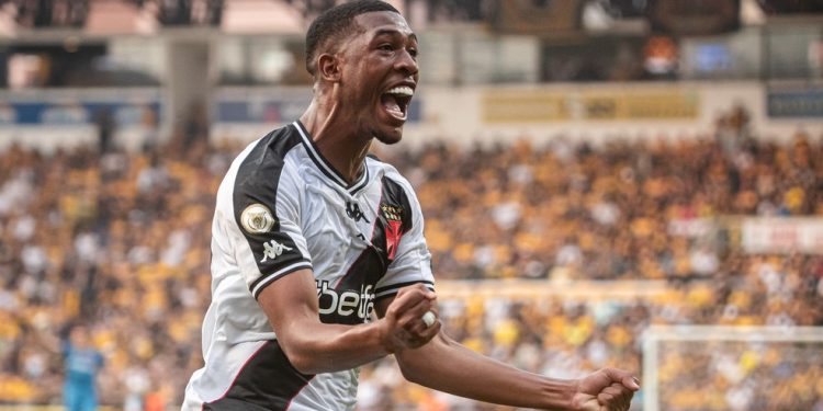 Rayan pode sair do Vasco? Pedrinho abre o jogo