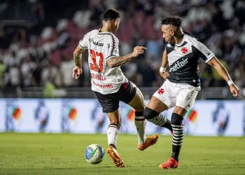 Vitória x Vasco: onde assistir, escalações e tudo sobre a partida