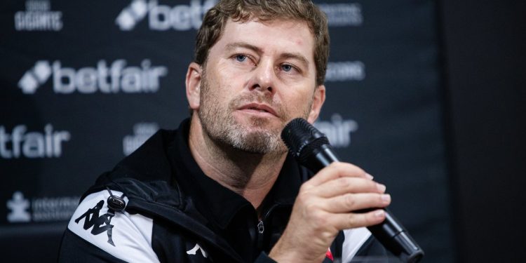 Rafael Paiva será efetivado no Vasco? Entenda a situação