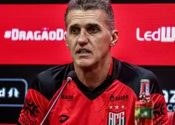 Vasco recebe boa notícia para enfrentar o Atlético-GO