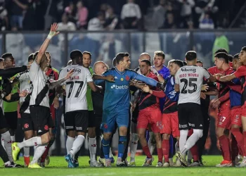 Athletico-PR ganha reforço para duelo decisivo contra o Vasco