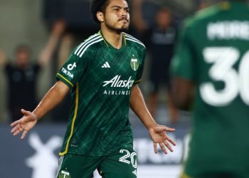 Cria do Vasco, Evander recebe proposta milionária