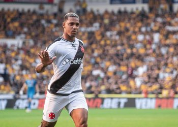 Inter aguarda pagamento do Vasco por David
