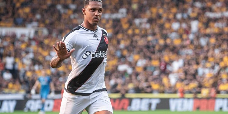 Inter aguarda pagamento do Vasco por David